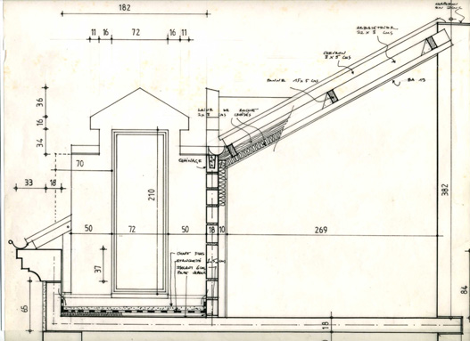 Details_Rue_de_Grenelle_9